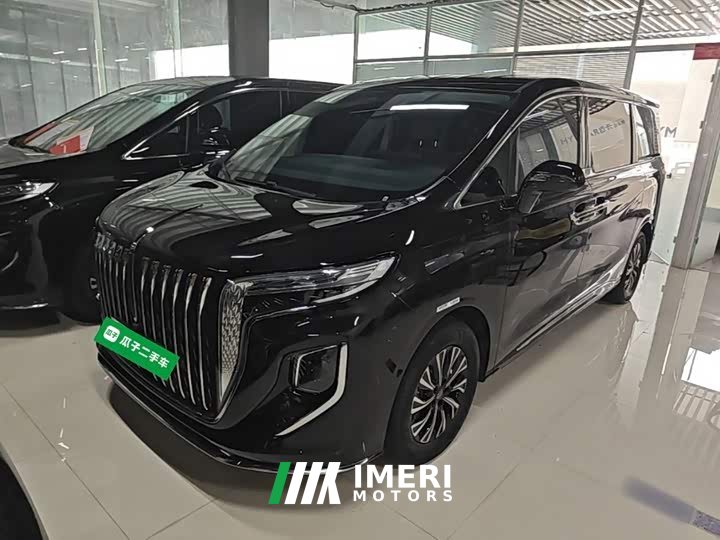 FAW HQ9 PHEV 2.0T AWDBusiness Edition - автомобиль из Китая