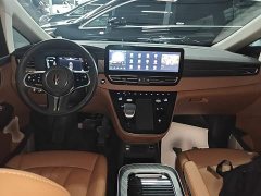FAW HQ9 PHEV 2.0T AWDBusiness Edition - фото 10
