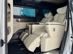 Mercedes-Benz 2.5L Premium Edition - фото 10