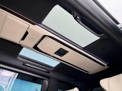 Mercedes-Benz 2.5L Premium Edition - фото 12