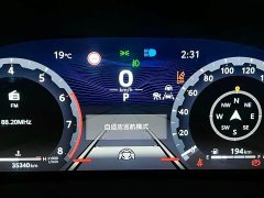 Mercedes-Benz 2.5L Premium Edition - фото 14