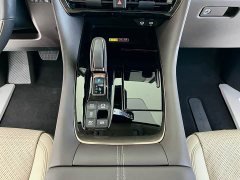 Mercedes-Benz 2.5L Premium Edition - фото 19