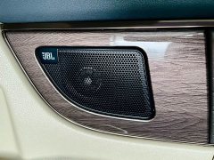Mercedes-Benz 2.5L Premium Edition - фото 20