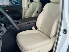 Mercedes-Benz 2.5L Premium Edition - фото 6