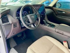 Mercedes-Benz 2.5L Premium Edition - фото 7