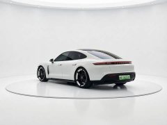 Porsche Taycan - фото 5