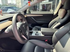 Tesla Model Y Edition - фото 8