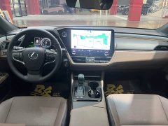 Lexus ES 300h Edition - фото 9