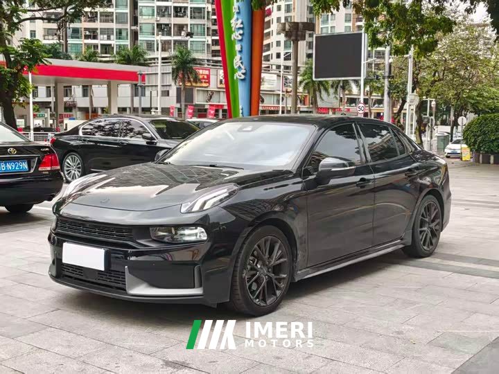 Lynk & Co 03 1.5TD DCT Pro - автомобиль из Китая