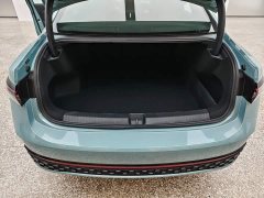 Volkswagen Pro 380TSI Edition - фото 6