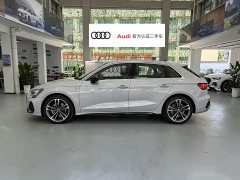 Audi A3 Sportback 35TFSI Flying Spur Exclusive Luxury Premium Package (Southern Edition) - фото 2