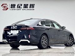BMW i5 eDrive 40L M - фото 4