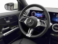 Mercedes-Benz GLB 220 Fashion Version - фото 10