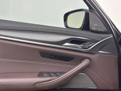BMW 5 540i Edition M - фото 16