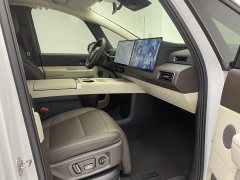 Li Auto MEGA Ultra - фото 18
