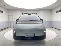 Li Auto MEGA Ultra - фото 3