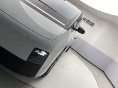 Li Auto MEGA Ultra - фото 9