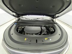 Li Auto L8 Ultra - фото 12