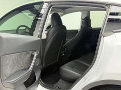 Tesla Model Y Edition - фото 7