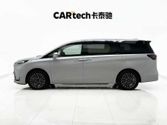 Buick GL8 Deluxe Edition - фото 4