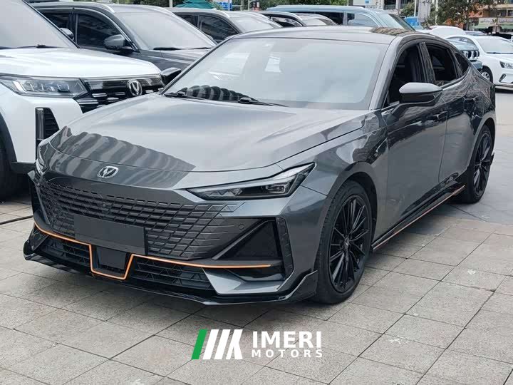 Changan UNI-V 1.5T Edition - автомобиль из Китая