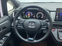 BMW 2.0L e:HEV Luxury Edition - фото 14