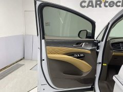 Denza D9 DM-i 945 Luxury Version - фото 16