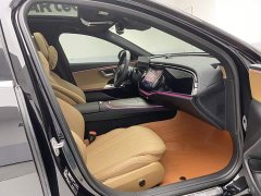 Mercedes-Benz E 300 L Luxury Version - фото 18