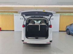 Denza D9 DM-i Intelligent Driving Edition 1020 AWD Premium - фото 6