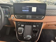 Hongqi HQ9 PHEV 2.0T AWD Business Edition - фото 15