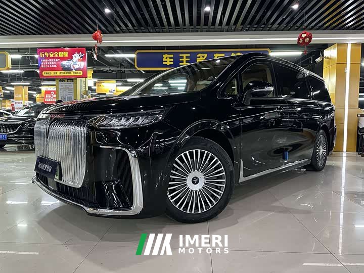 Voyah PHEV AWDPremium Edition - автомобиль из Китая