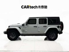 Li Auto 2.0T 4xe - фото 4