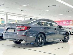 Honda Accord 260TURBO Magic Night Premium Edition - фото 19