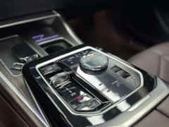 BMW i7 eDrive50L M - фото 16