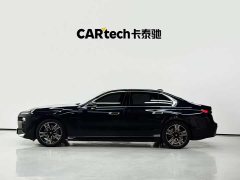BMW i7 eDrive50L M - фото 3