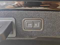 Audi A8 A8L 50 TFSI quattro Prestige - фото 2