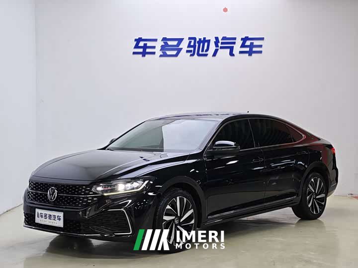 Volkswagen 330TSI Luxury Edition