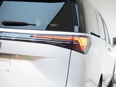 Buick GL8 Deluxe Edition - фото 8