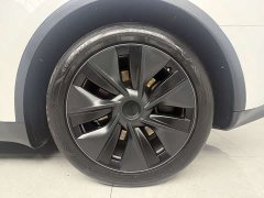 Tesla Model Y Edition - фото 12