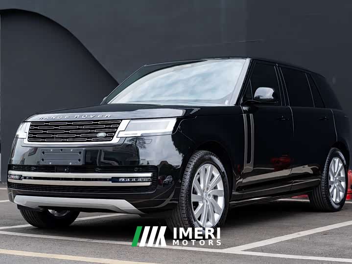 Land Rover Range Rover 3.0 L6 400PS Extended Edition, seven seats - автомобиль из Китая