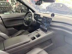 Nio ES8 75kWh - фото 13