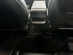 Tesla Model Y Edition - фото 12