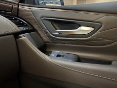 Toyota Wilfa Crown Dual Engine 2.5L HV Extreme Edition - фото 6