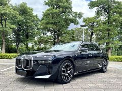 BMW 7 735Li M - фото 1