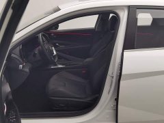 Audi 1.5L CVT LUXPremium Edition - фото 10