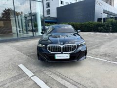 BMW i5 eDrive 35L M - фото 2