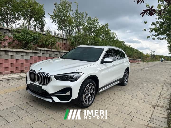 BMW X1 sDrive20Li fashionable - автомобиль из Китая