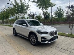 BMW X1 sDrive20Li fashionable - фото 3