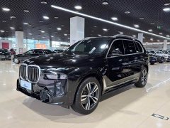 BMW X7 xDrive40i Deluxe VersionM - фото 1