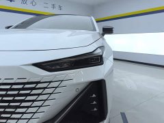 Changan UNI-V 1.5T Premium Version - фото 5
